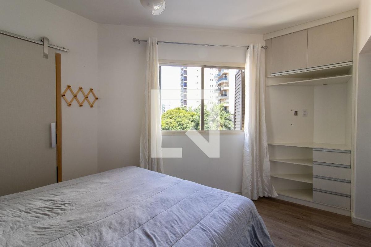 Apartamento à Venda - Cambuí, 1 Quarto,  50 m2 em , Campinas - sp | SoloBR