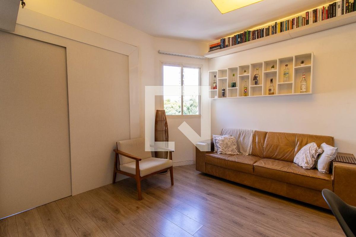 Apartamento à Venda - Cambuí, 1 Quarto,  50 m2 em , Campinas - sp | SoloBR