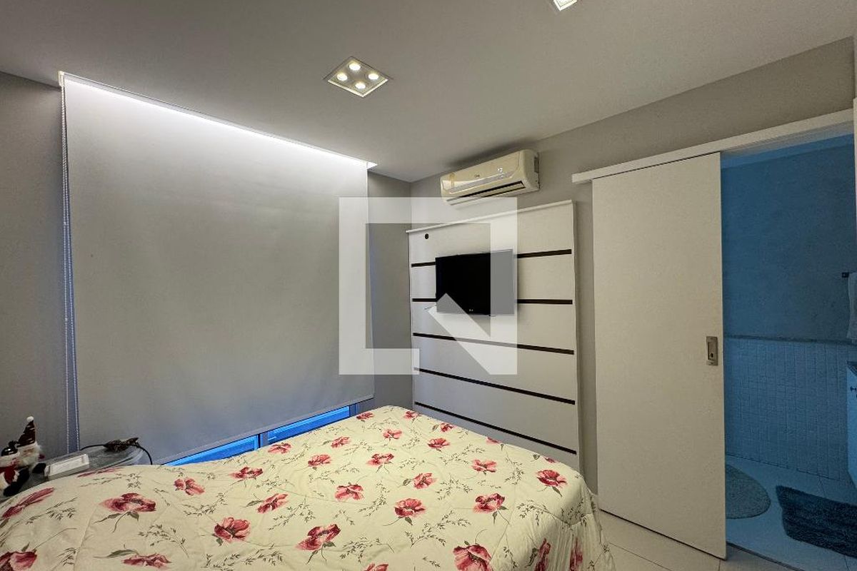 Casa, 4 quartos, 264 m² - Foto 52