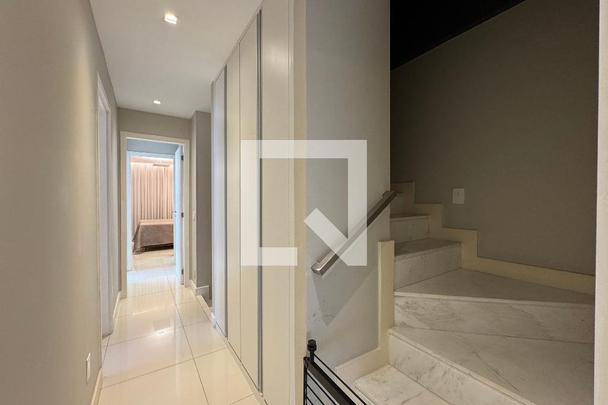 Casa, 4 quartos, 264 m² - Foto 98
