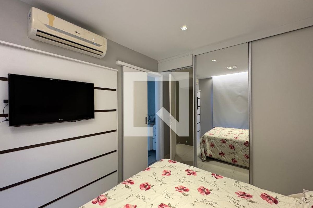 Casa, 4 quartos, 264 m² - Foto 56