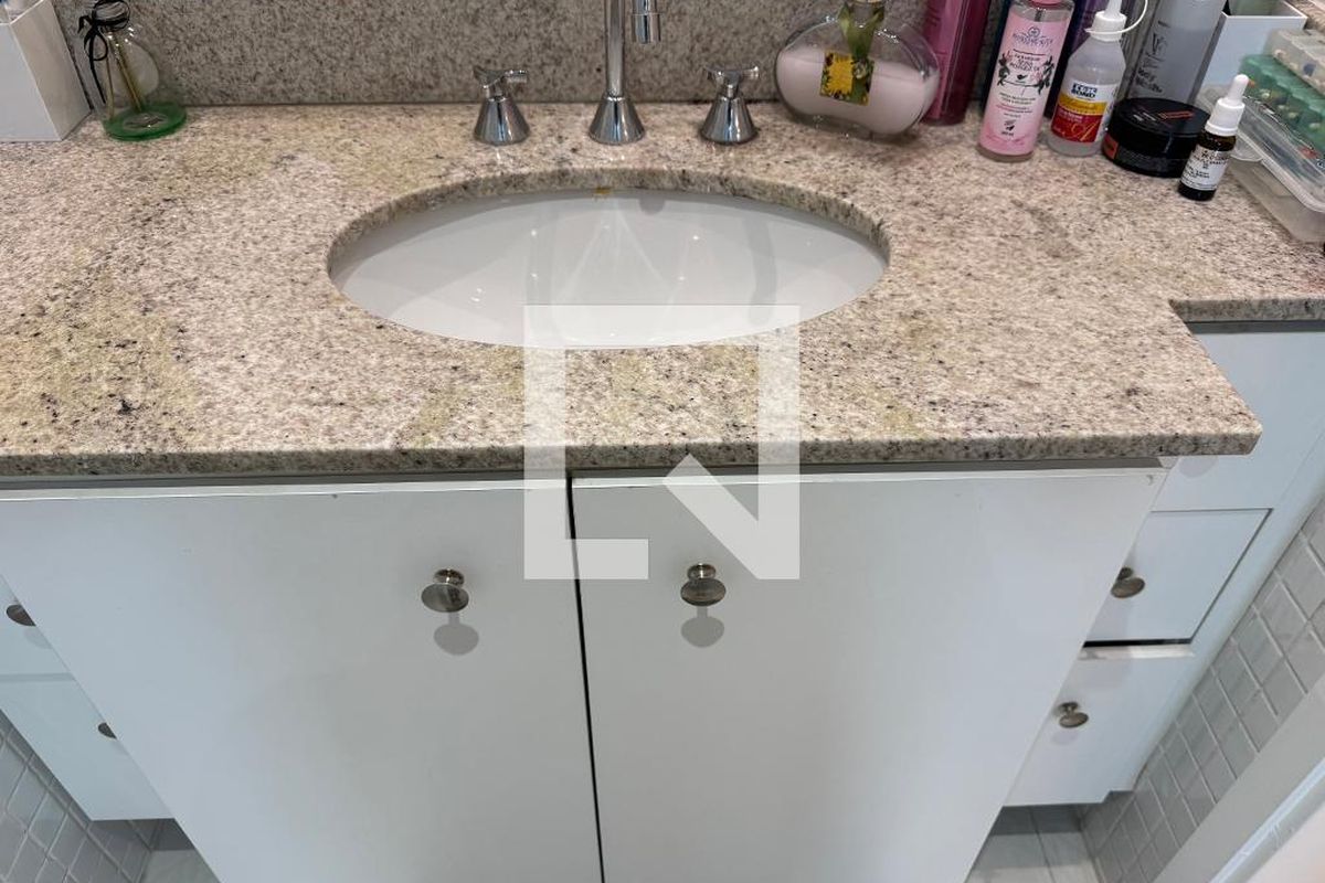 Casa, 4 quartos, 264 m² - Foto 60