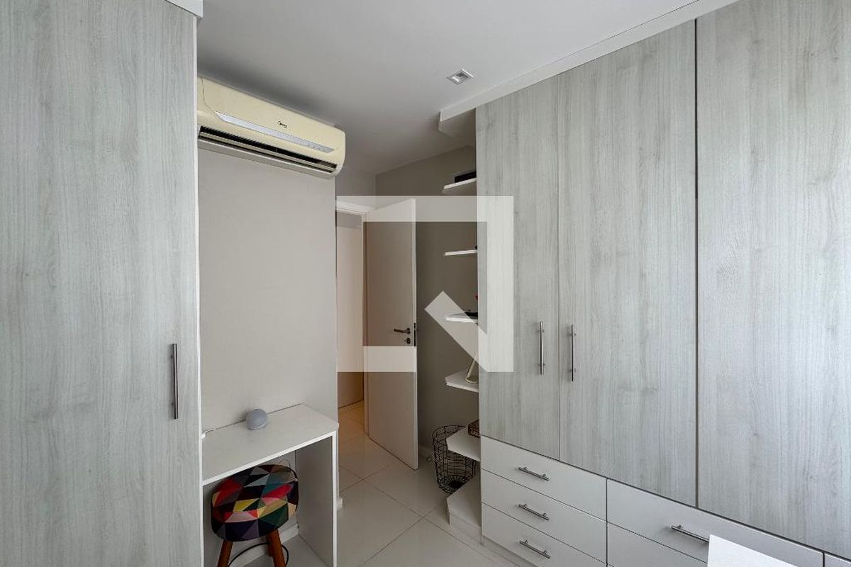 Casa, 4 quartos, 264 m² - Foto 48