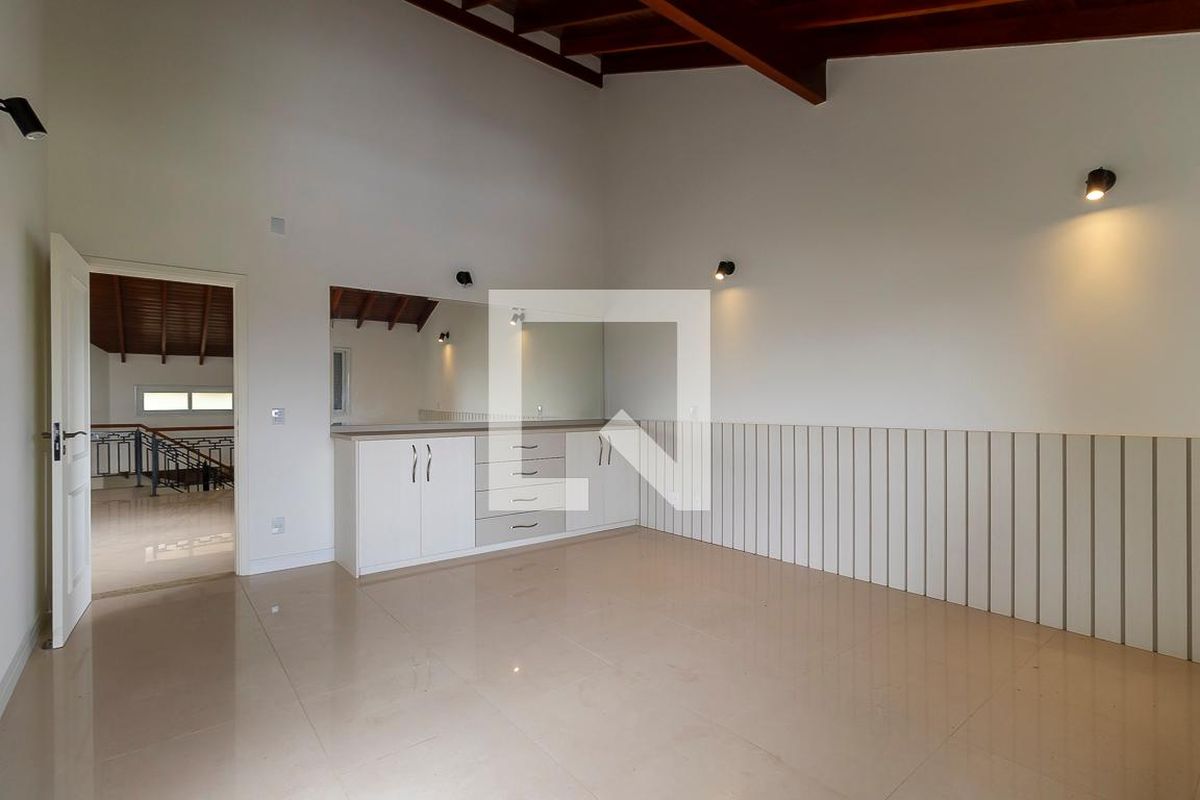 Casa à Venda - Swiss Park, 4 Quartos,  360 m2 em , Campinas - sp | SoloBR