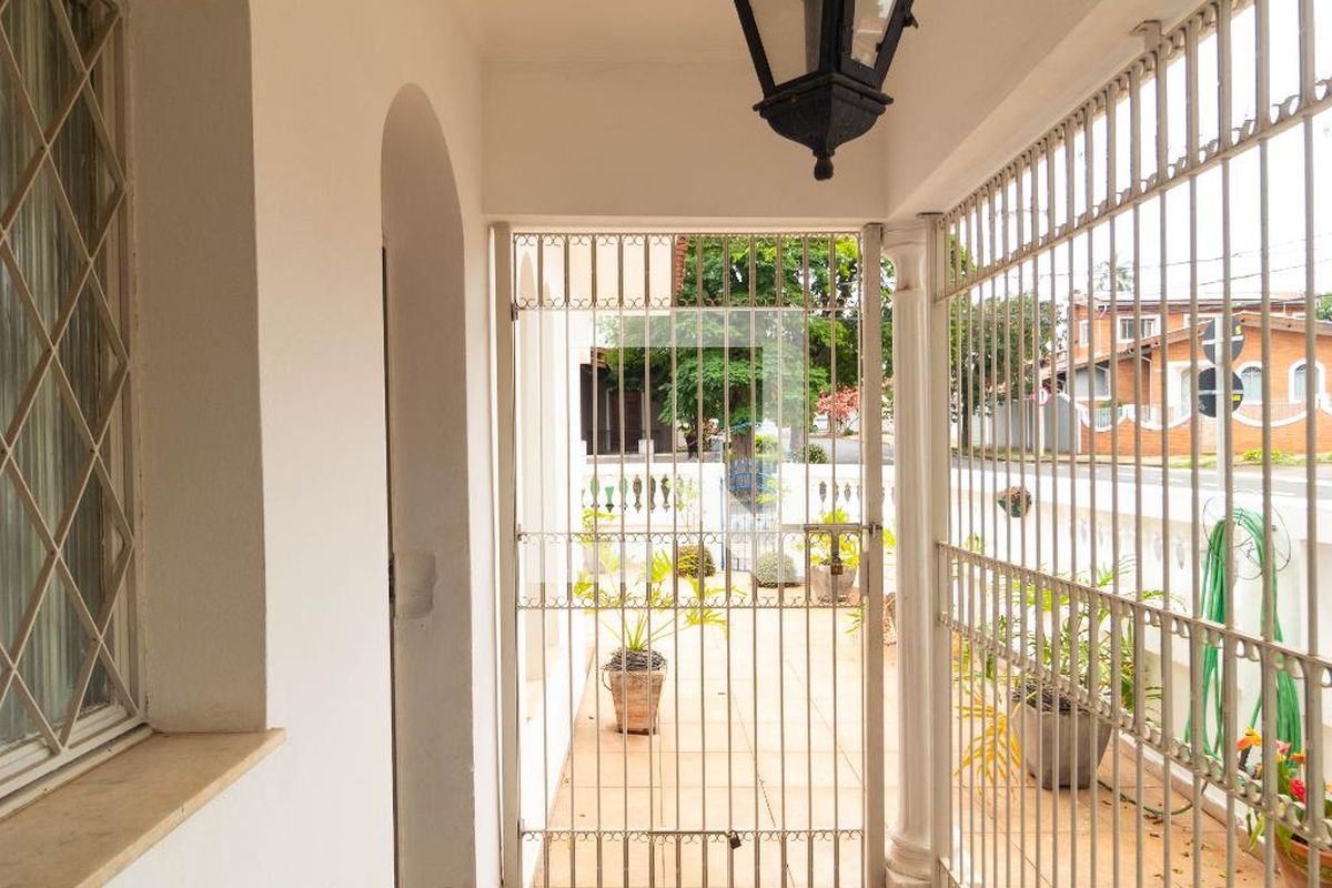 Casa à Venda - Jardim Planalto, 4 Quartos,  400 m2 em , Campinas - sp | SoloBR