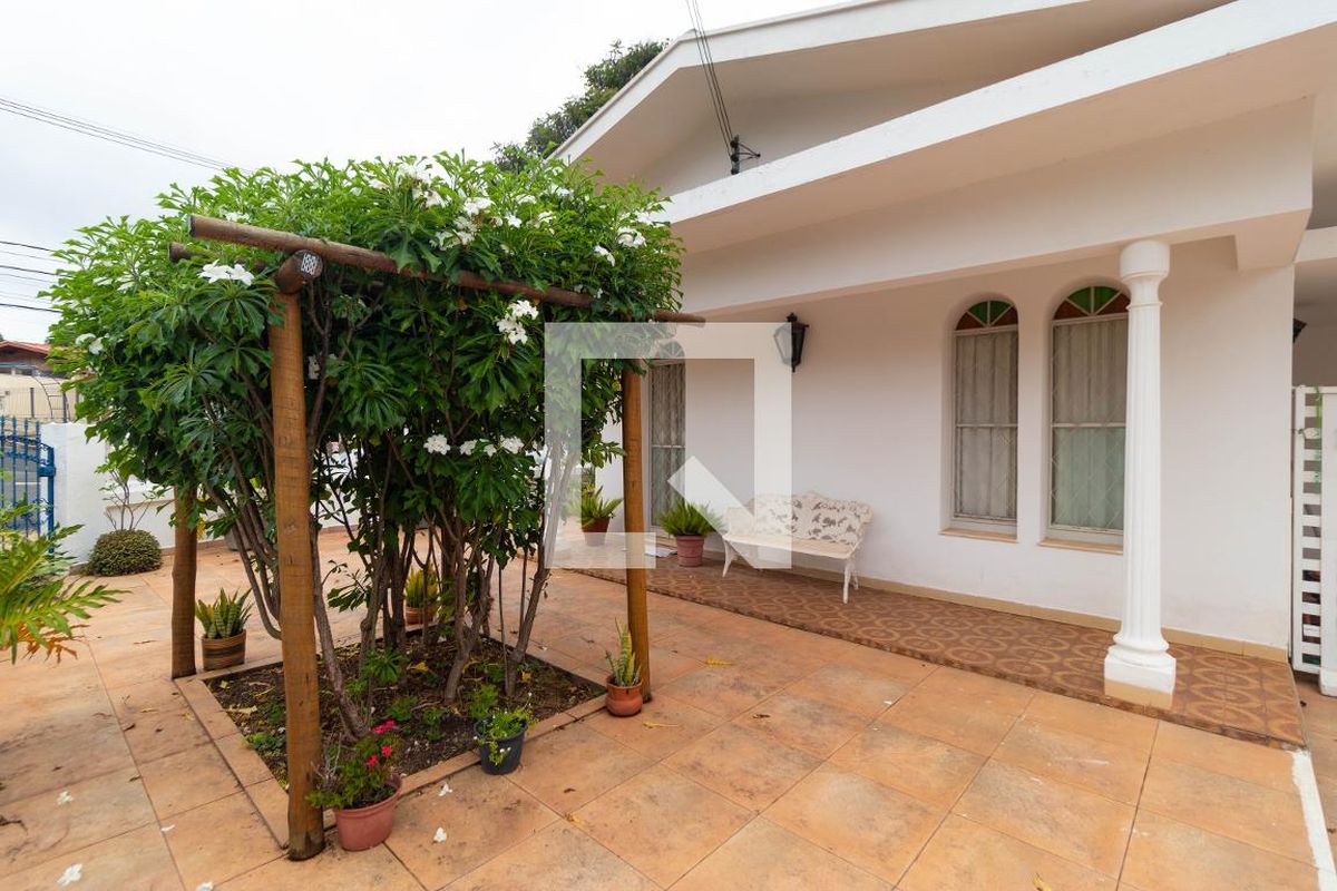 Casa à Venda - Jardim Planalto, 4 Quartos,  400 m2 em , Campinas - sp | SoloBR