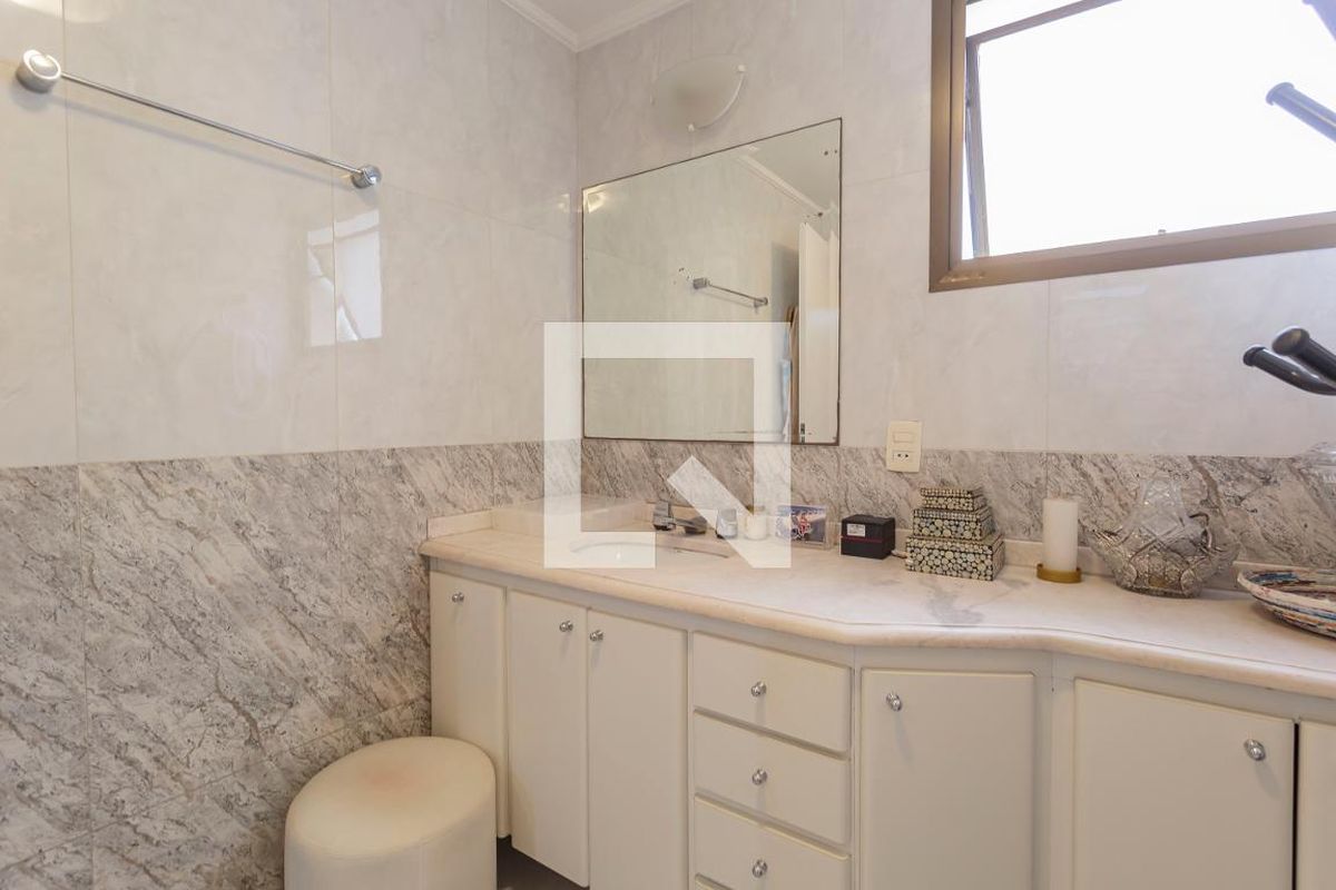 Apartamento, 4 quartos, 250 m² - Foto 37