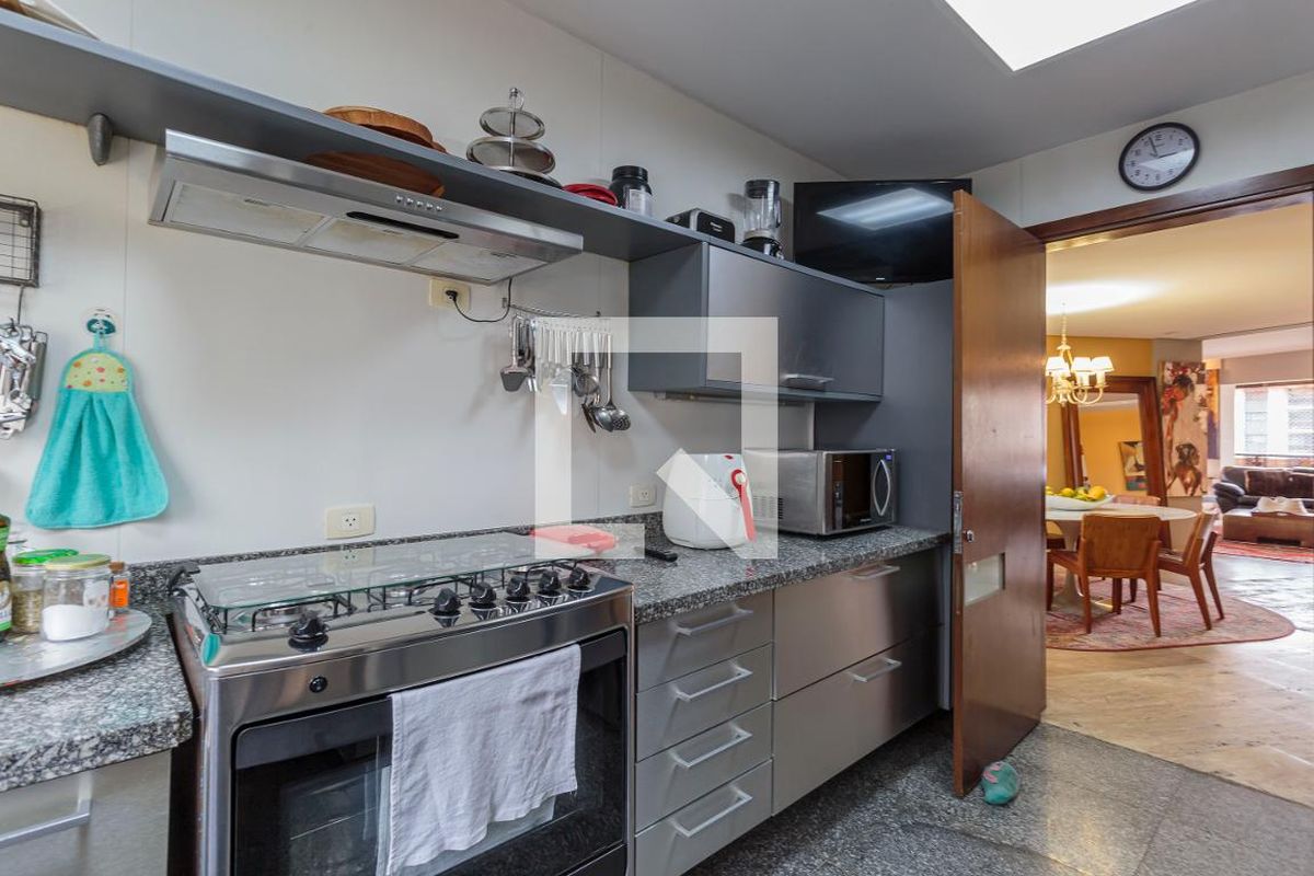 Apartamento, 4 quartos, 250 m² - Foto 42
