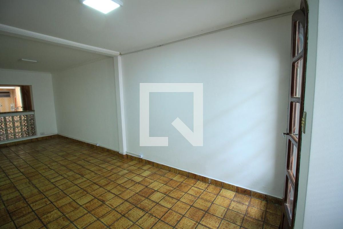 Casa, 3 quartos, 164 m² - Foto 8
