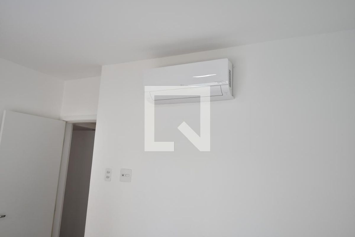Apartamento à Venda - Centro, 2 Quartos,  57 m2 em , Campinas - sp | SoloBR