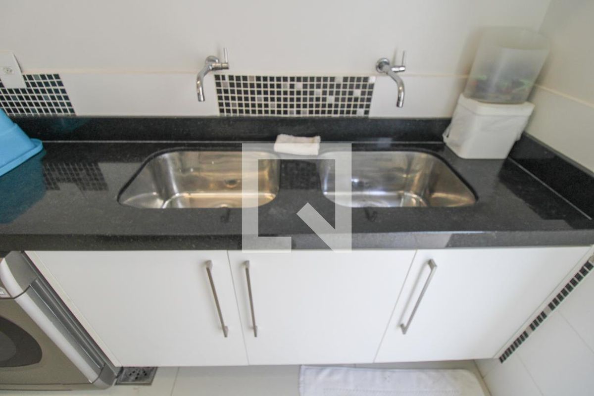 Casa à Venda - Jardim Chapadão, 5 Quartos,  330 m2 em , Campinas - sp | SoloBR