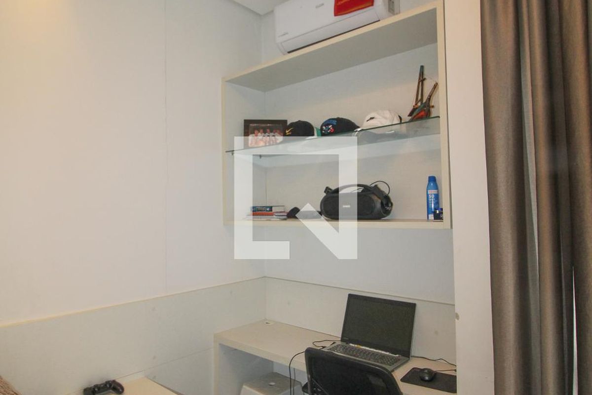 Casa à Venda - Jardim Chapadão, 5 Quartos,  330 m2 em , Campinas - sp | SoloBR