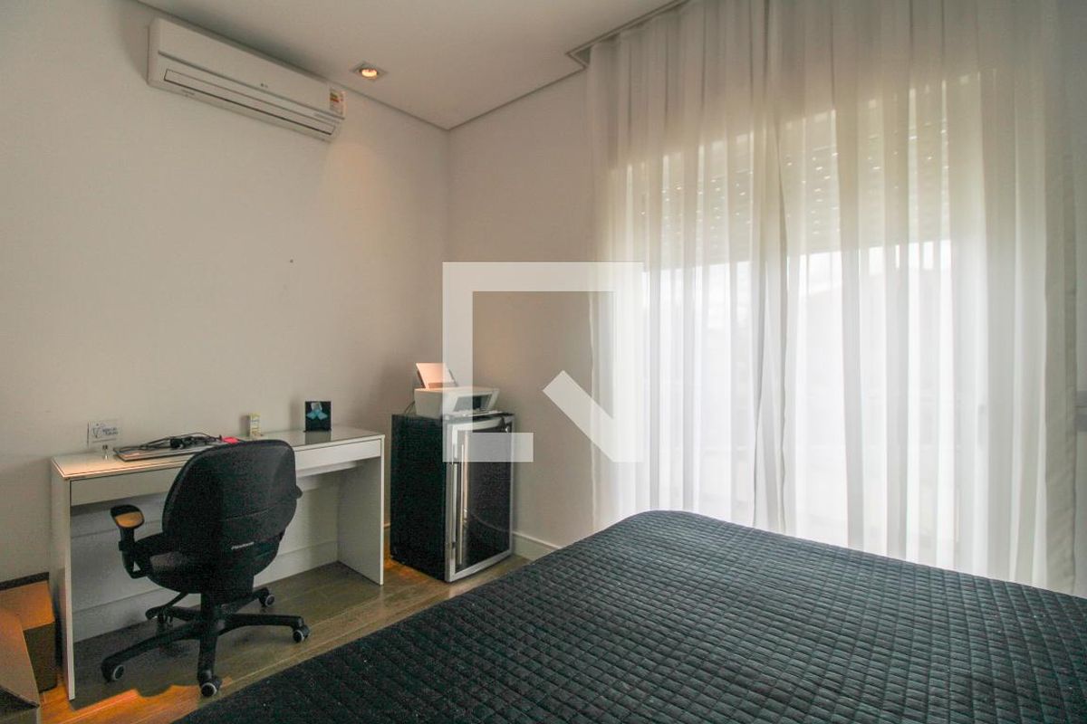 Casa à Venda - Jardim Chapadão, 5 Quartos,  330 m2 em , Campinas - sp | SoloBR