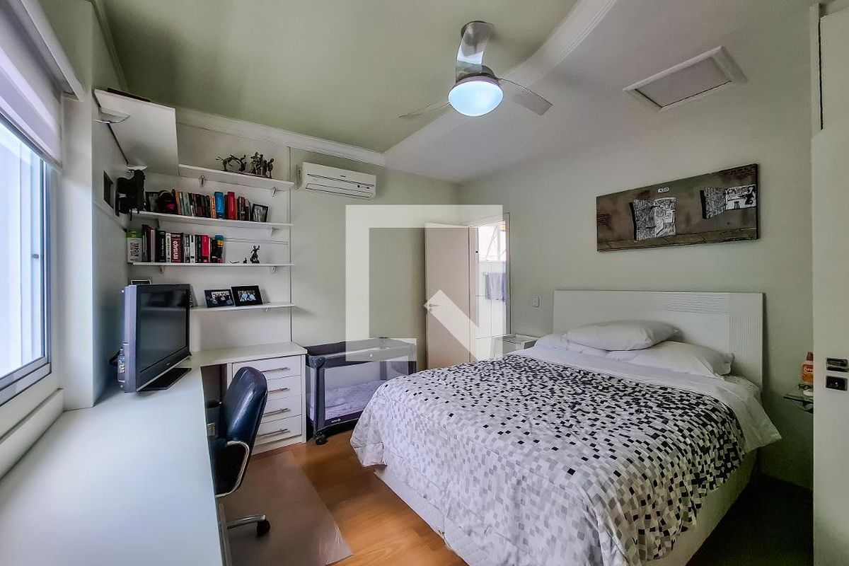 Casa, 3 quartos, 220 m² - Foto 35