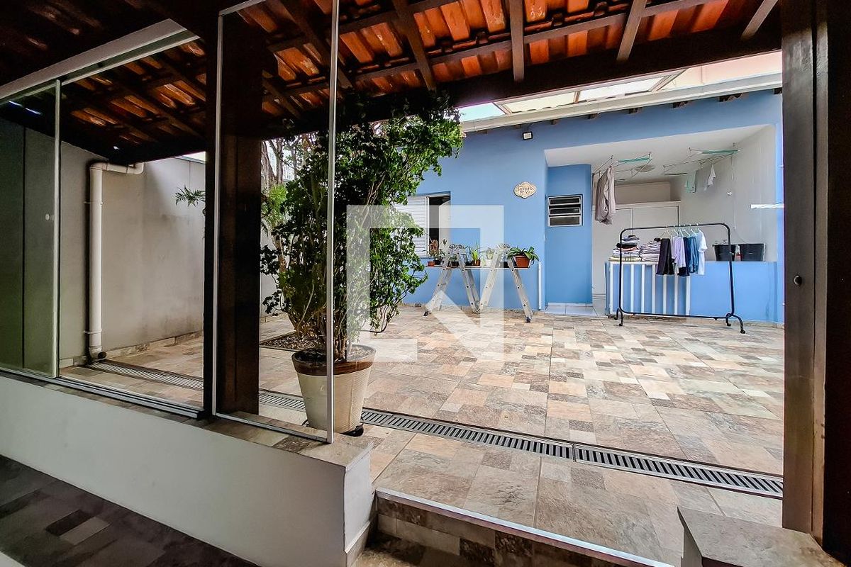Casa, 3 quartos, 220 m² - Foto 66
