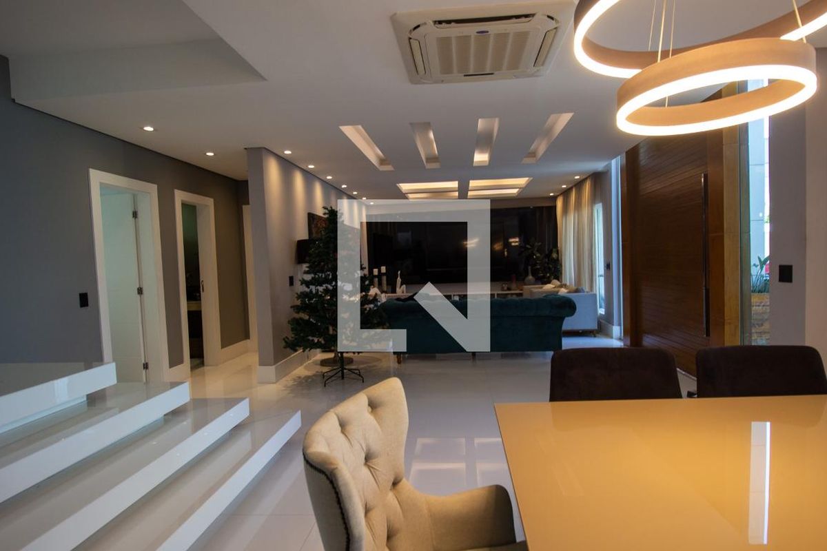 Casa, 5 quartos, 657 m² - Foto 4