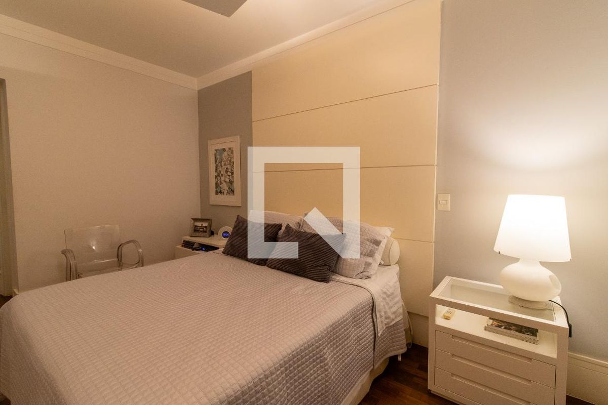 Apartamento à Venda - Cambuí, 2 Quartos,  151 m2 em , Campinas - sp | SoloBR