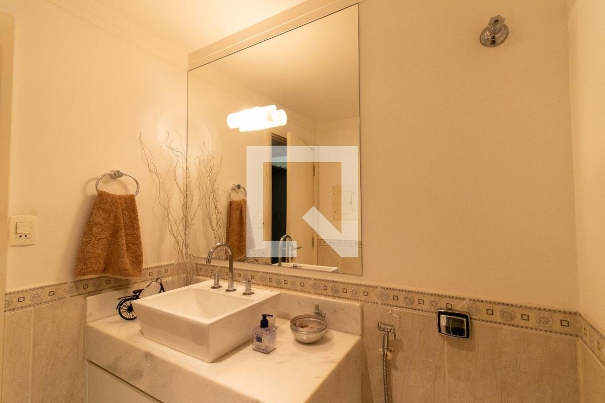 Apartamento à Venda - Cambuí, 2 Quartos,  151 m2 em , Campinas - sp | SoloBR
