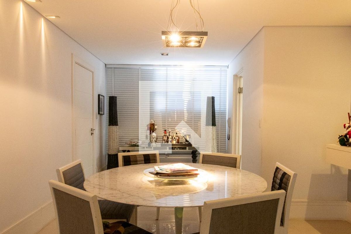 Apartamento à Venda - Cambuí, 2 Quartos,  151 m2 em , Campinas - sp | SoloBR