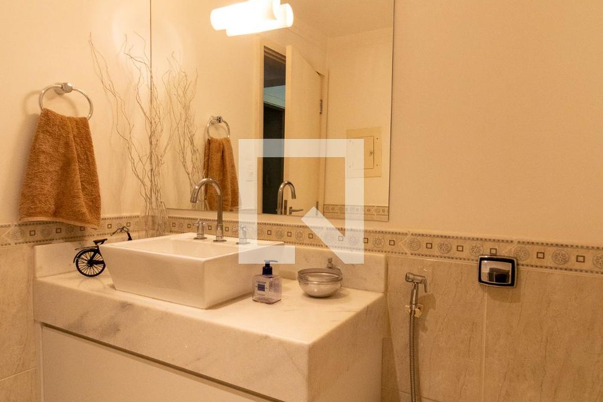 Apartamento à Venda - Cambuí, 2 Quartos,  151 m2 em , Campinas - sp | SoloBR