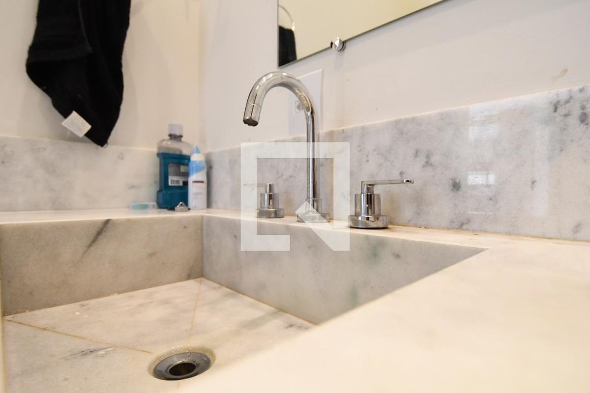 Casa à Venda - Res. Parque dos Alecrins, 4 Quartos,  265 m2 em , Campinas - sp | SoloBR