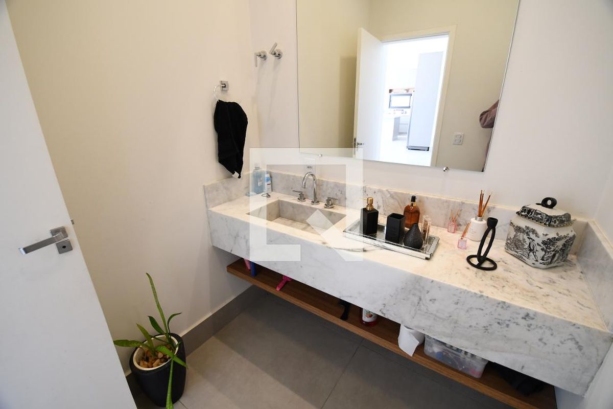 Casa à Venda - Res. Parque dos Alecrins, 4 Quartos,  265 m2 em , Campinas - sp | SoloBR
