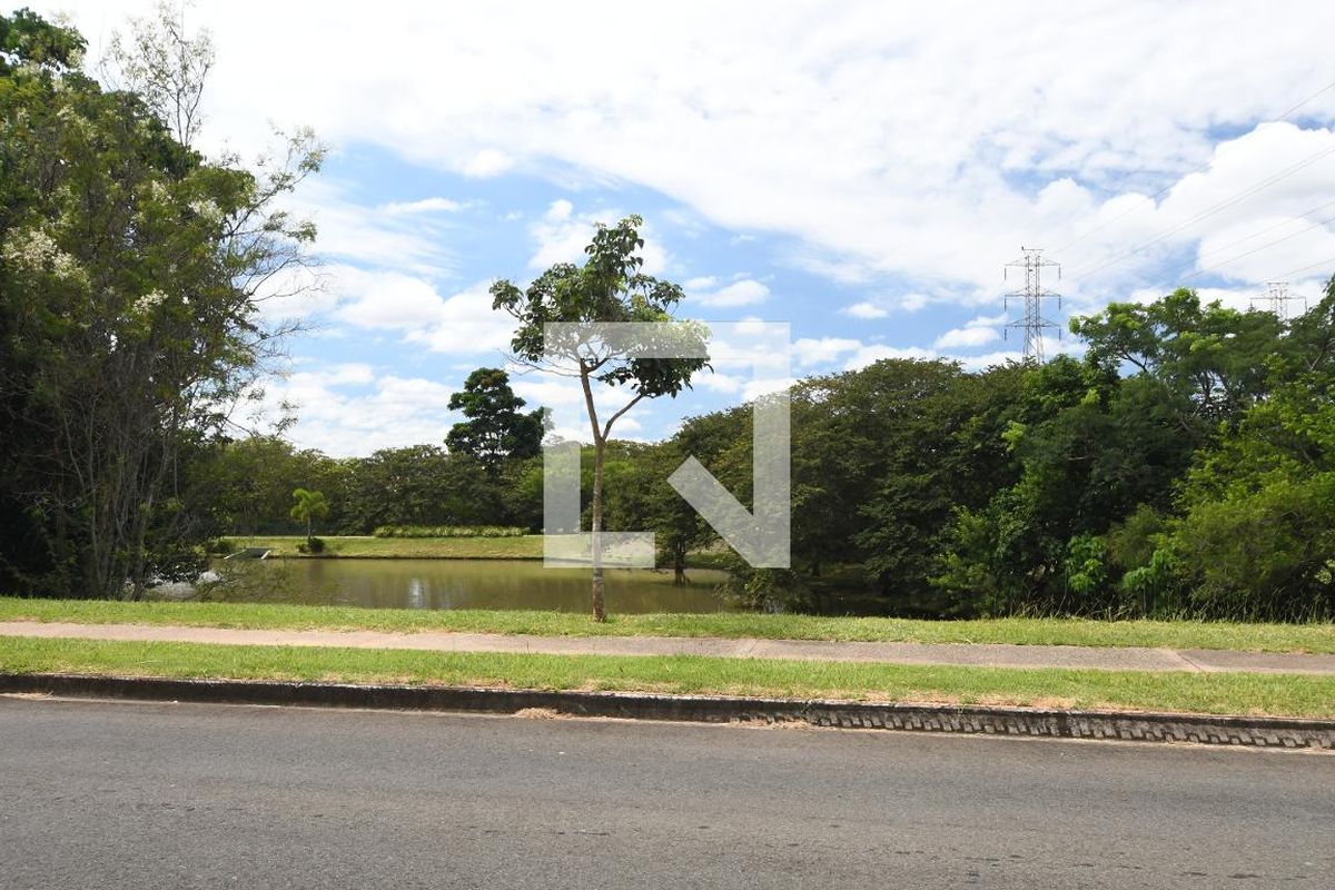 Casa à Venda - Res. Parque dos Alecrins, 4 Quartos,  265 m2 em , Campinas - sp | SoloBR