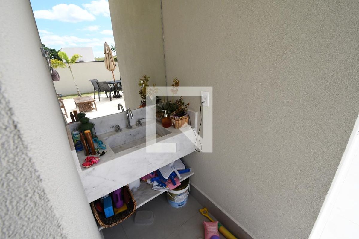 Casa à Venda - Res. Parque dos Alecrins, 4 Quartos,  265 m2 em , Campinas - sp | SoloBR