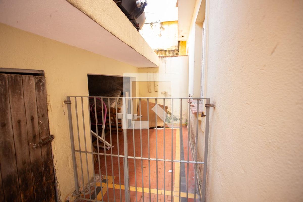 Casa, 3 quartos, 220 m² - Foto 56