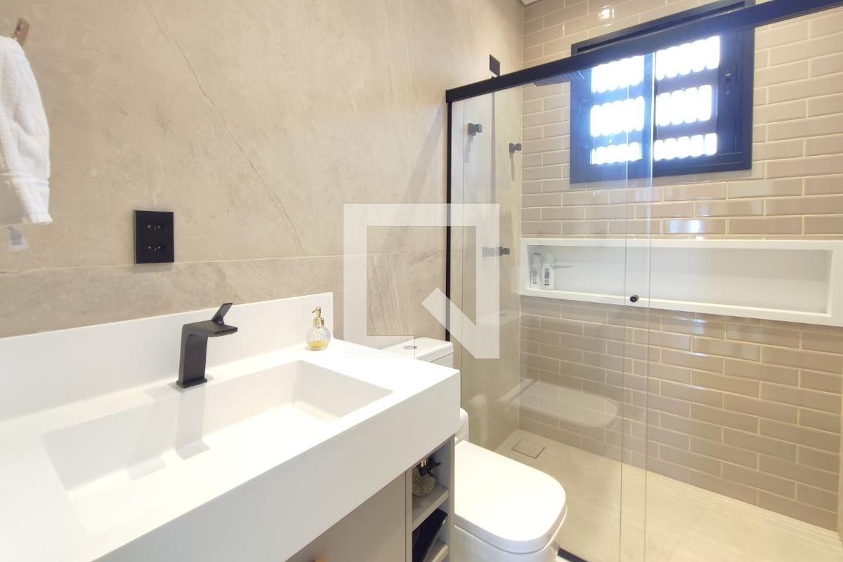 Casa à Venda - Swiss Park, 3 Quartos,  290 m2 em , Campinas - sp | SoloBR