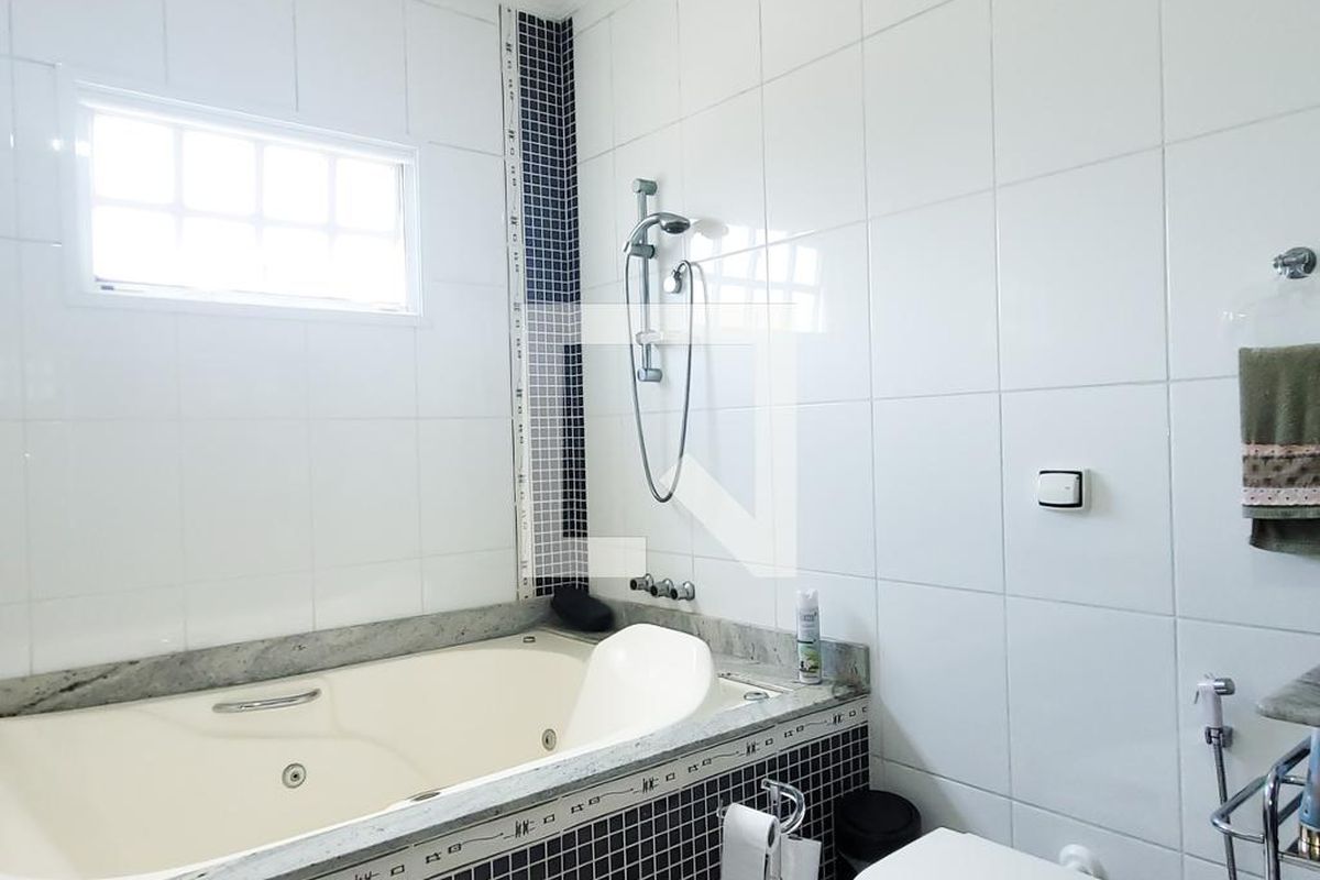 Casa à Venda - Taquaral, 4 Quartos,  360 m2 em , Campinas - sp | SoloBR