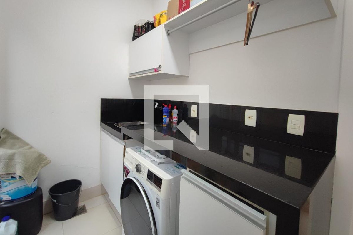 Casa à Venda - Swiss Park, 3 Quartos,  540 m2 em , Campinas - sp | SoloBR