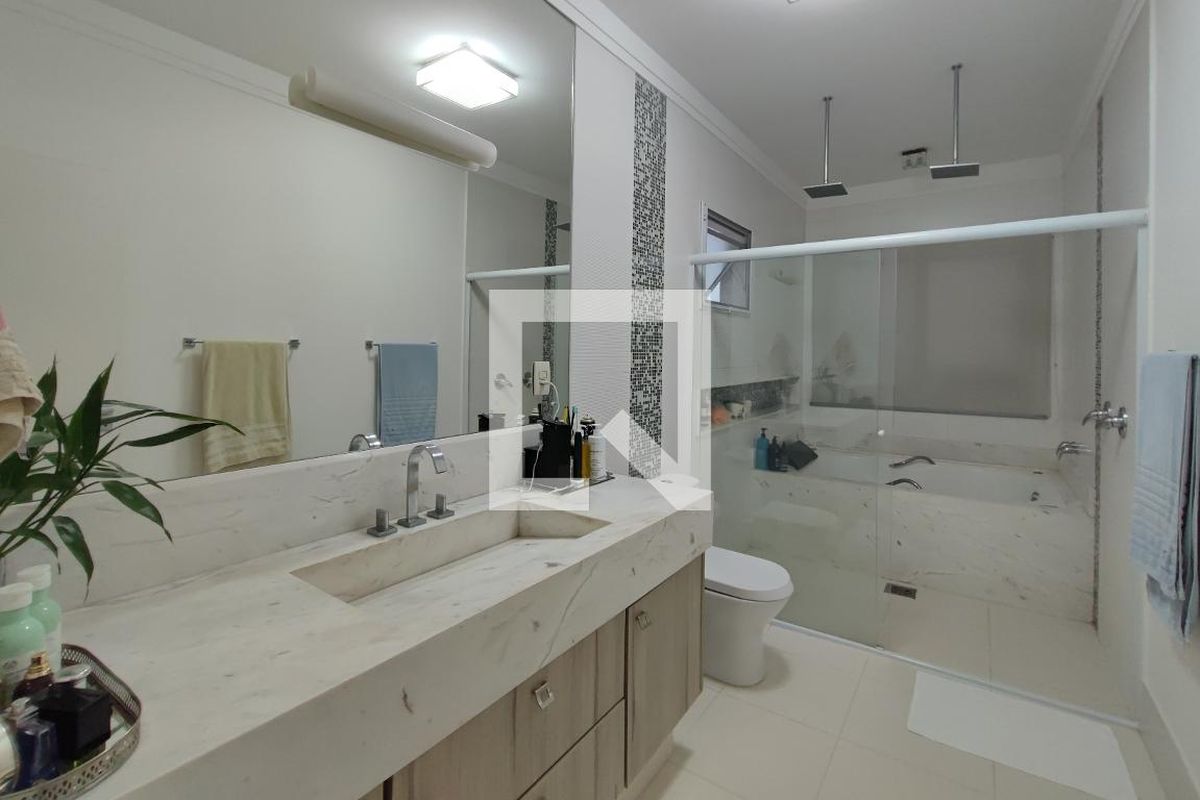 Casa à Venda - Swiss Park, 3 Quartos,  540 m2 em , Campinas - sp | SoloBR