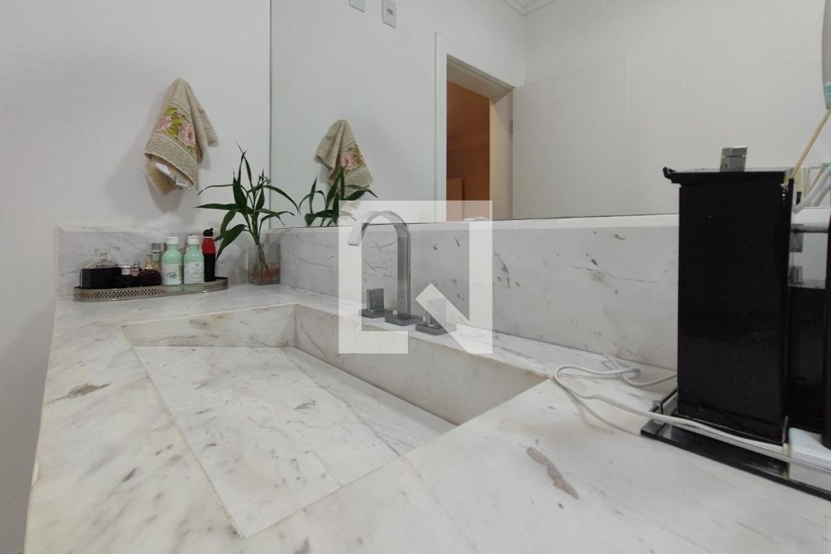 Casa à Venda - Swiss Park, 3 Quartos,  540 m2 em , Campinas - sp | SoloBR