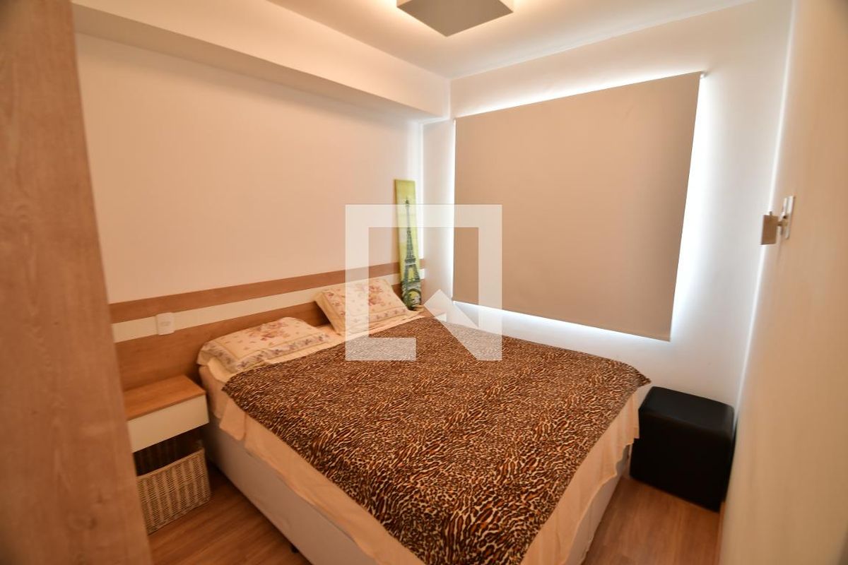 Apartamento à Venda - Centro, 1 Quarto,  45 m2 em , Campinas - sp | SoloBR