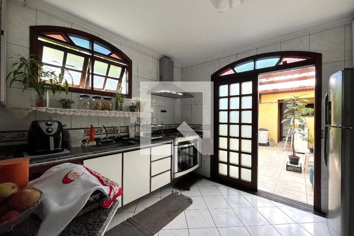 Casa, 4 quartos, 220 m² - Foto 47