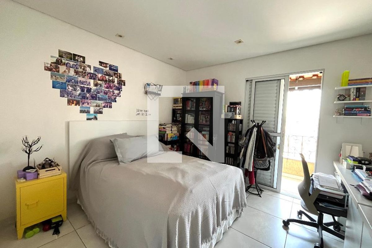 Casa, 4 quartos, 220 m² - Foto 13