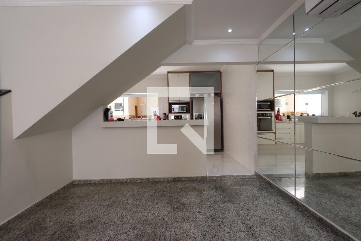 Casa, 3 quartos, 300 m² - Foto 10