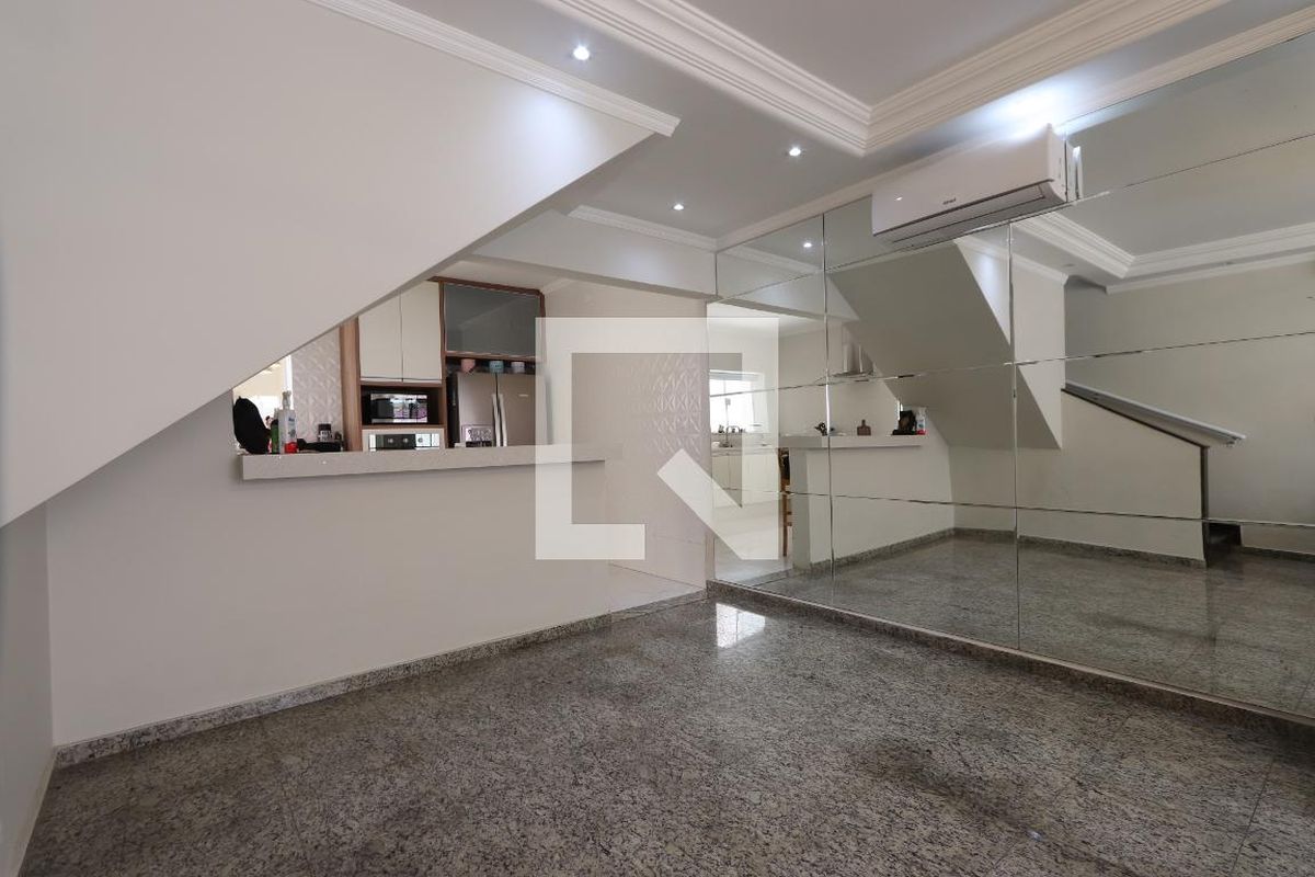 Casa, 3 quartos, 300 m² - Foto 6
