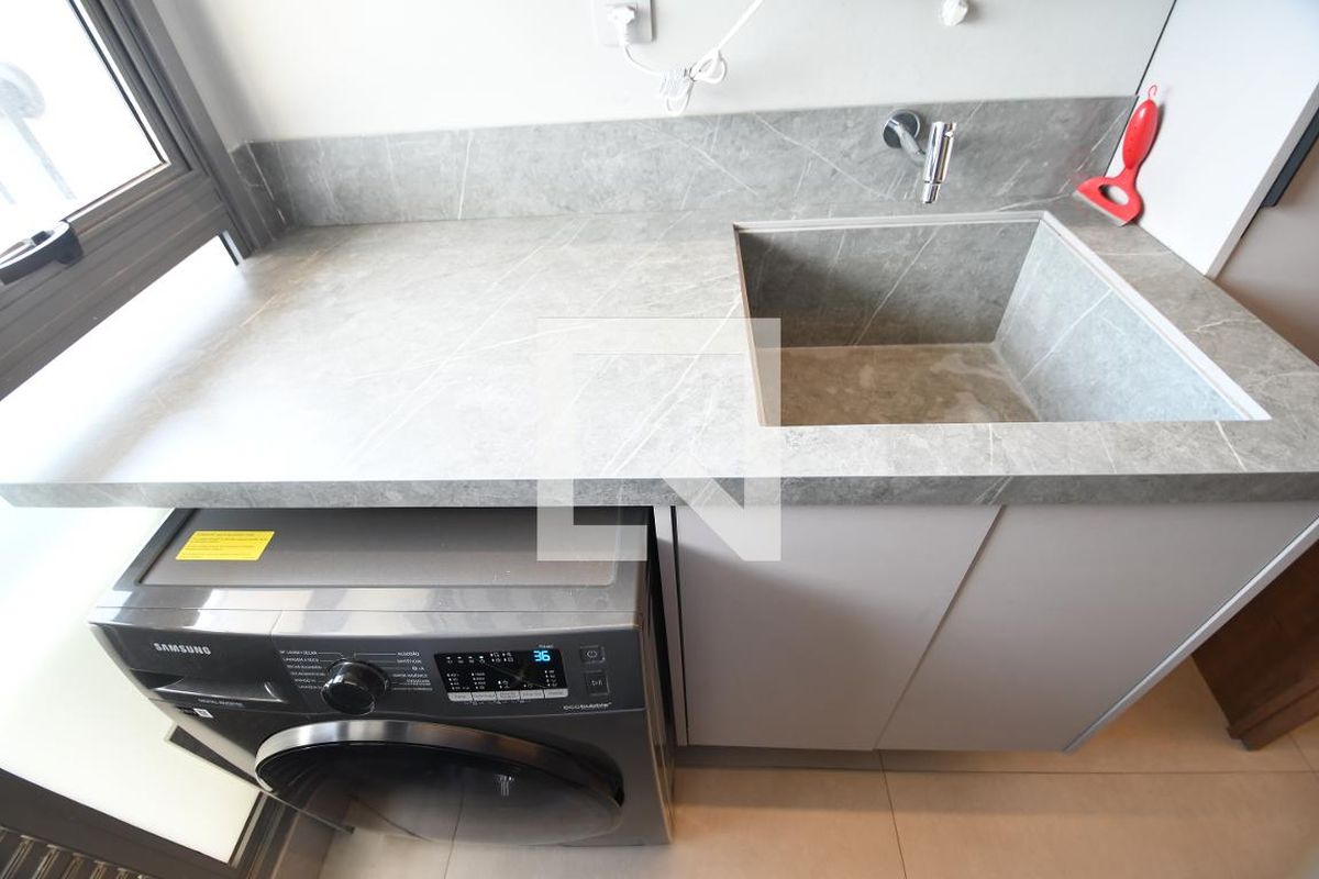 Apartamento à Venda - Guanabara, 3 Quartos,  217 m2 em , Campinas - sp | SoloBR