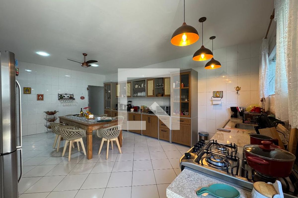 Casa, 4 quartos, 350 m² - Foto 57