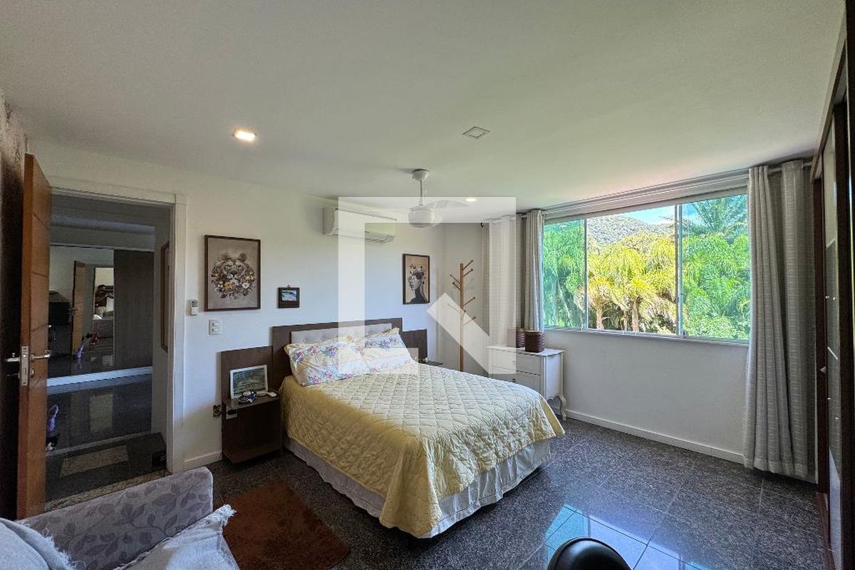 Casa, 4 quartos, 350 m² - Foto 31