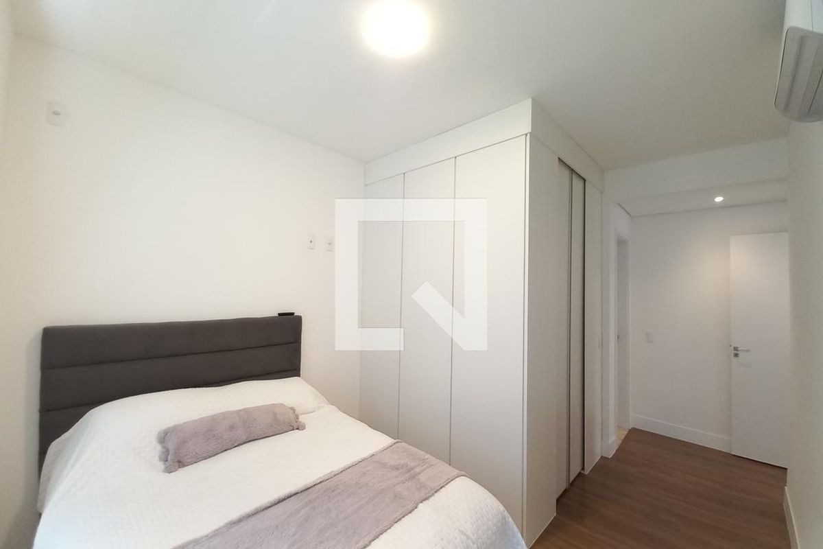Apartamento à Venda - Guanabara, 3 Quartos,  220 m2 em , Campinas - sp | SoloBR