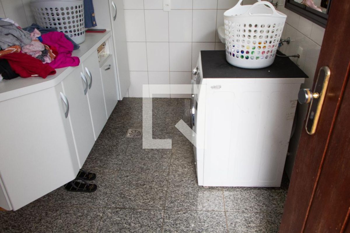 Casa à Venda - Lot. Alphaville Campinas, 3 Quartos,  480 m2 em , Campinas - sp | SoloBR