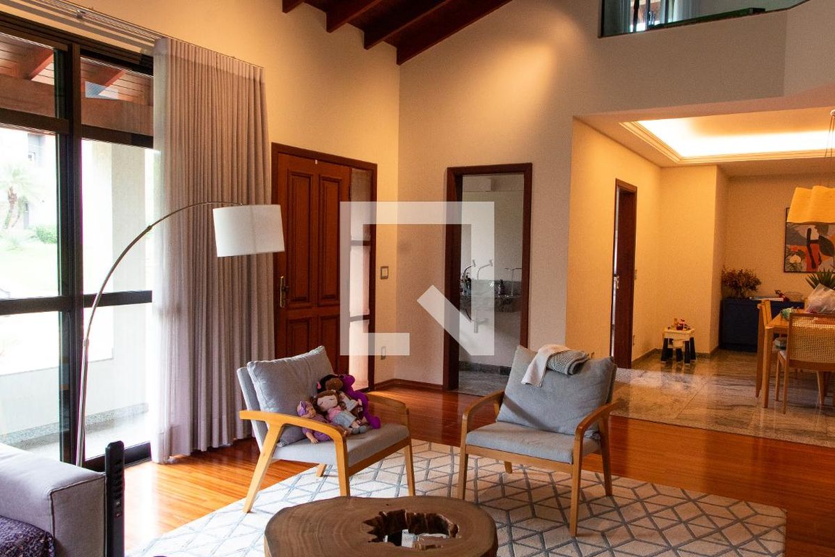 Casa à Venda - Lot. Alphaville Campinas, 3 Quartos,  480 m2 em , Campinas - sp | SoloBR