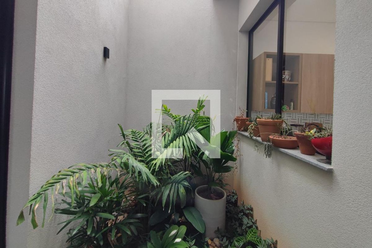 Casa à Venda - Swiss Park, 3 Quartos,  290 m2 em , Campinas - sp | SoloBR