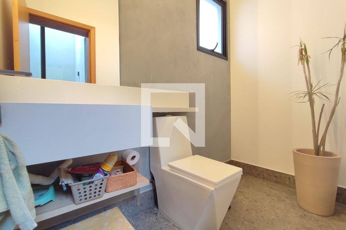 Casa à Venda - Swiss Park, 3 Quartos,  290 m2 em , Campinas - sp | SoloBR