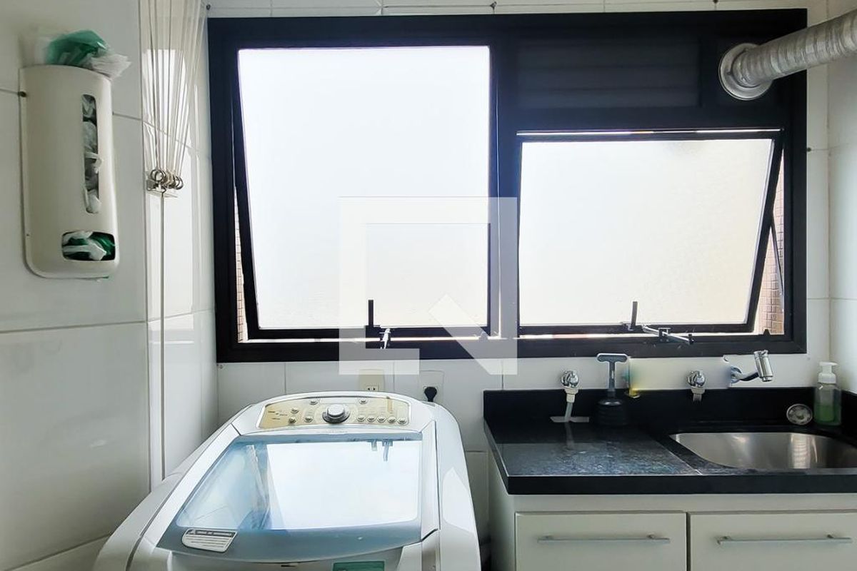 Apartamento à Venda - Bosque, 3 Quartos,  210 m2 em , Campinas - sp | SoloBR