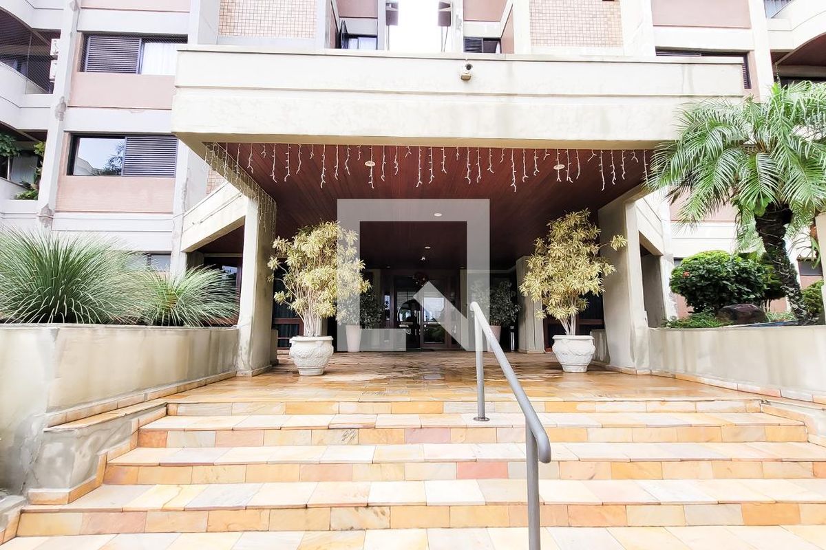 Apartamento à Venda - Bosque, 3 Quartos,  210 m2 em , Campinas - sp | SoloBR