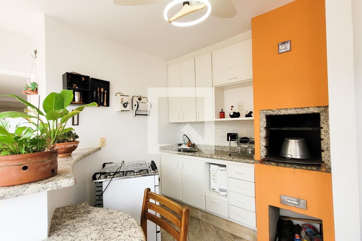 Apartamento à Venda - Bosque, 3 Quartos,  210 m2 em , Campinas - sp | SoloBR